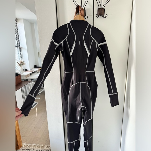 Free People Movement Powder Vixen Catsuit Ski Base Layer NWT - Picture 3 of 7